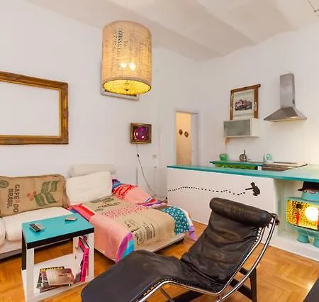 Casa vacanze Blu Shelter & Art Playroom *